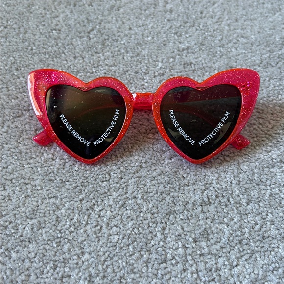 Party Favour Sunglasses Collection - Picture 5 of 6